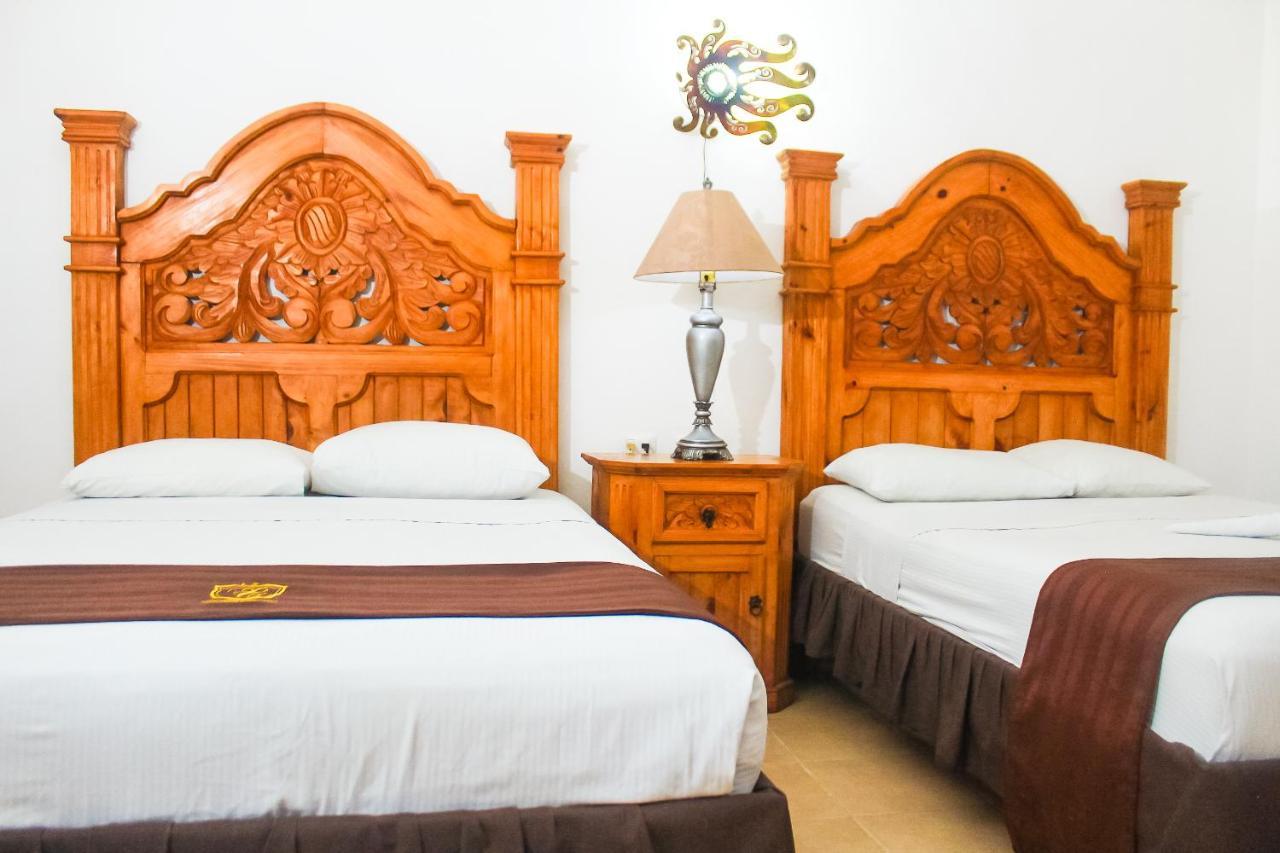 Palacio Canton Hotel - Valladolid 바야돌리드 외부 사진