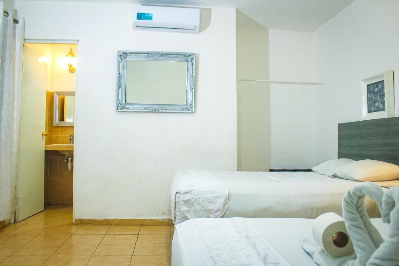 Palacio Canton Hotel - Valladolid 바야돌리드 외부 사진