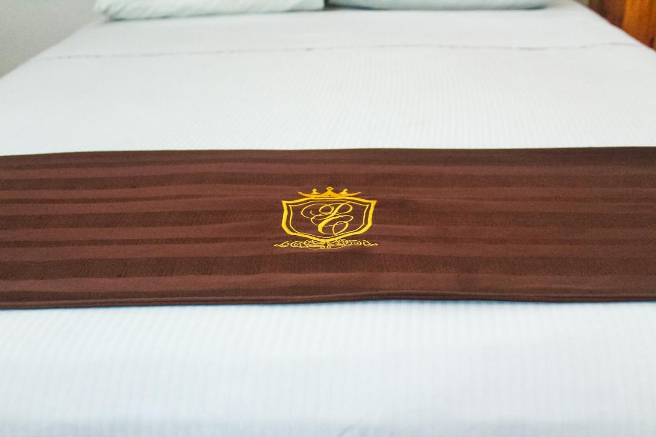 Palacio Canton Hotel - Valladolid 바야돌리드 외부 사진
